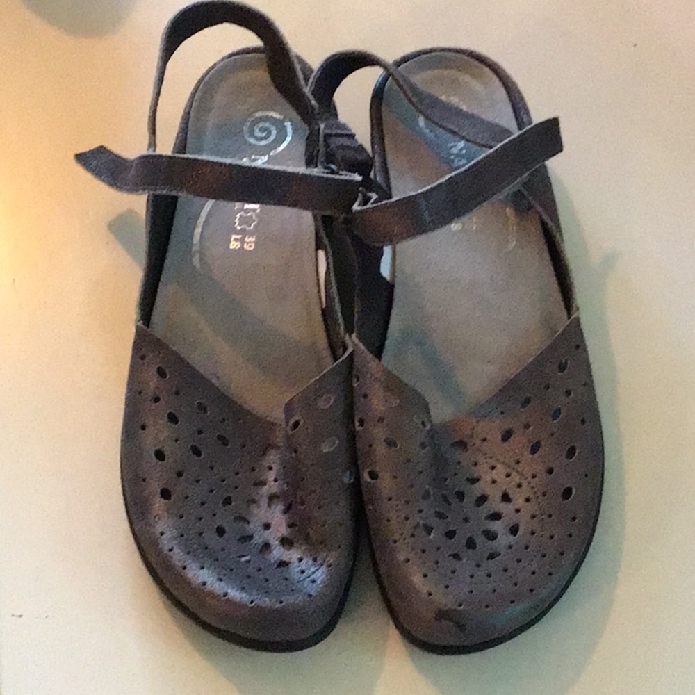 Naot Sz 39 like new